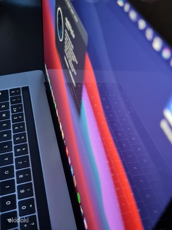 Macbook PRO 2017 15" 1TB SSD, i7 2.9ghz, radeon pro 560, spa 7