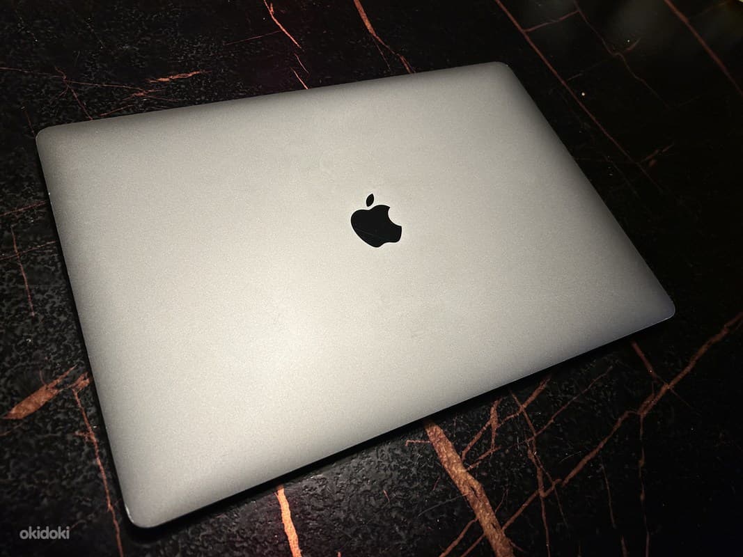Apple MacBook Pro 2017 15" i7, 16Gb, 256GB (A1707) 3