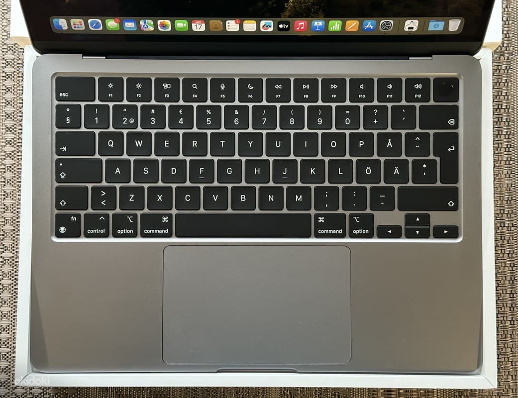 Apple Macbook Air 13 M2 8/256GB Space Gray SWE UUS 7