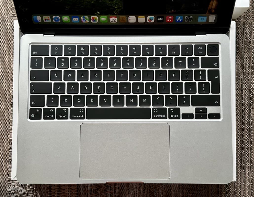 Apple MacBook Air M2 8/512GB Silver ENG, uus 6