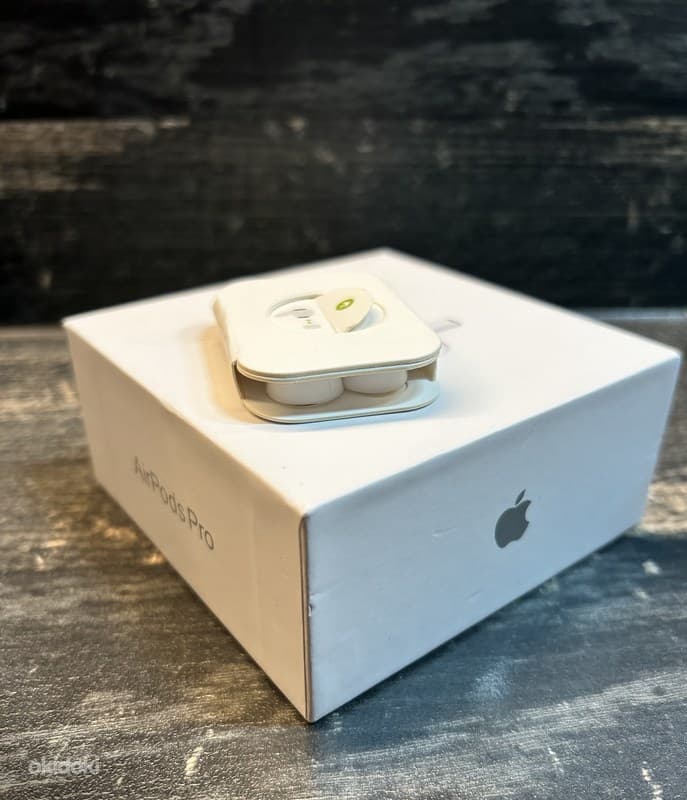 Apple AirPods PRO 2 (Replica) 6