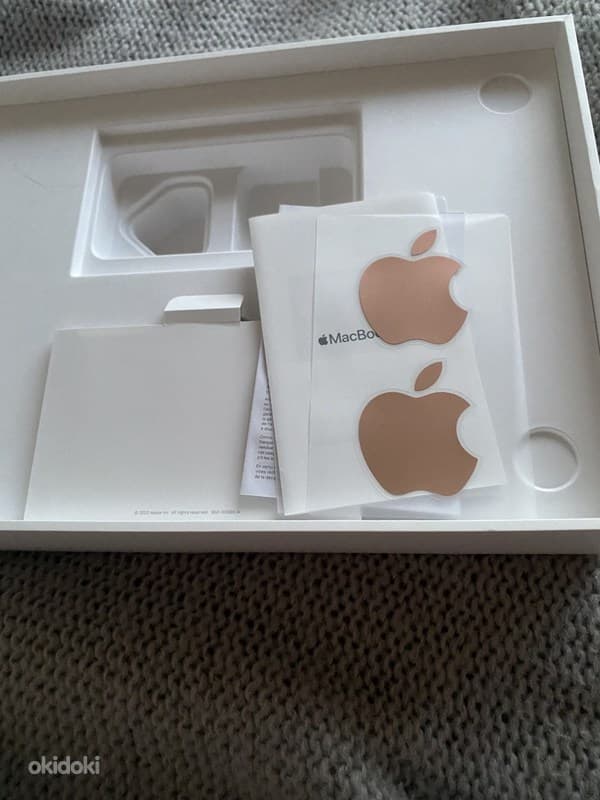 13-inch Mac Book Air with Apple M1 chip 4