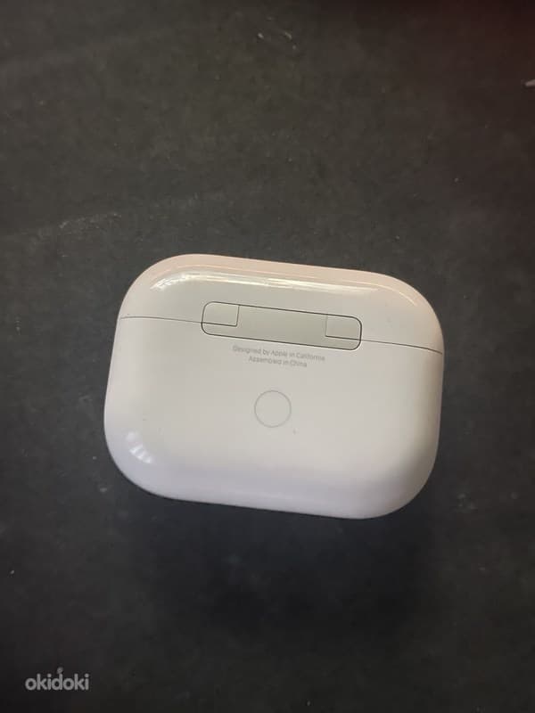 Apple airpods pro 4
