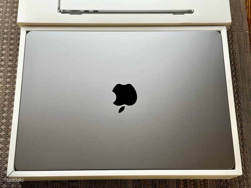 Apple Macbook Air 13 M2 8/256GB Space Gray SWE UUS 3