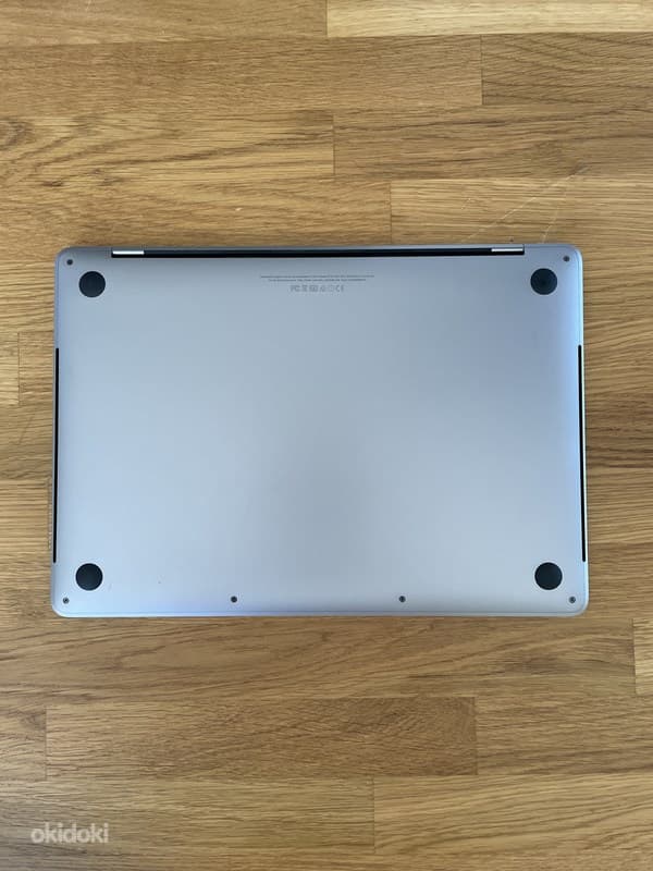 Macbook Pro 13" 2017 4xUSB-C 256GB/8GB Intel i5 w/ Touchbar 5