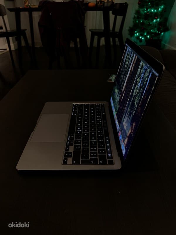 MacBook Pro 2022 13' M2 256GB (Space Gray) 4
