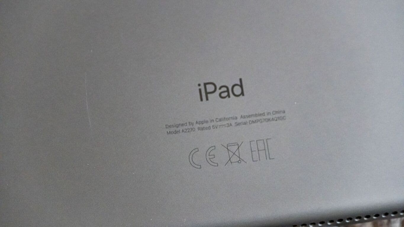 Apple Airpods Pro + 2x iPad (10.3" 8th gen, 2020) 8