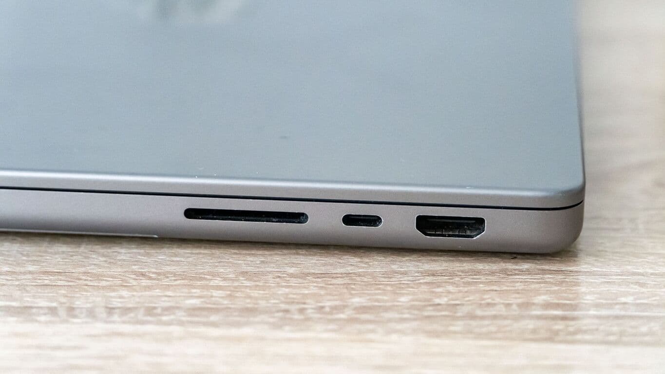 Apple MacBook Pro 14-inch 2021 M1 16/512GB 11